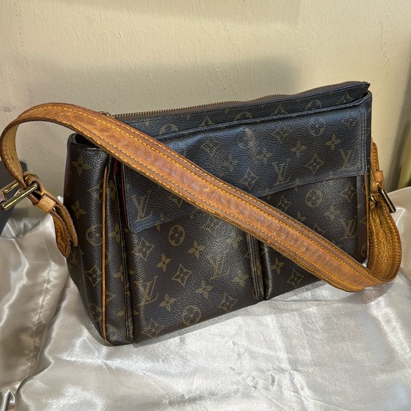 Vintage Louis Vuitton Bag - Picture 2 of 12